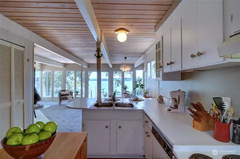 120 E Fair Harbor Ln, Grapeview, WA 98546 photo 16