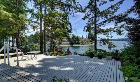 120 E Fair Harbor Ln, Grapeview, WA 98546 photo 4