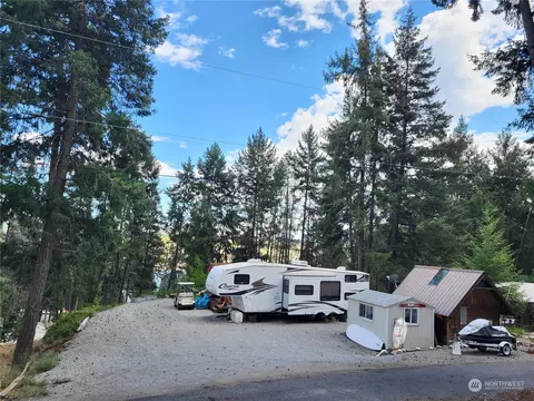 12245 S Lakeshore Rd #86, Chelan, WA 98816