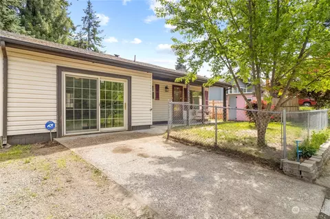 1902 S 2nd St, Shelton, WA 98584