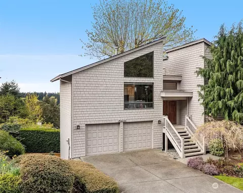 13505 SE 50th Pl, Bellevue, WA 98006