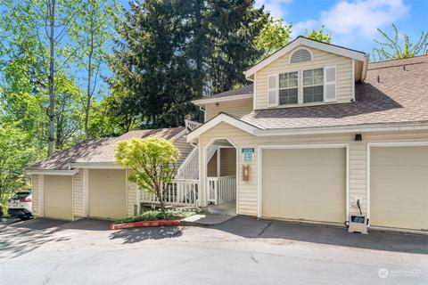 2520 118th Ave SE #201, Bellevue, WA 98005