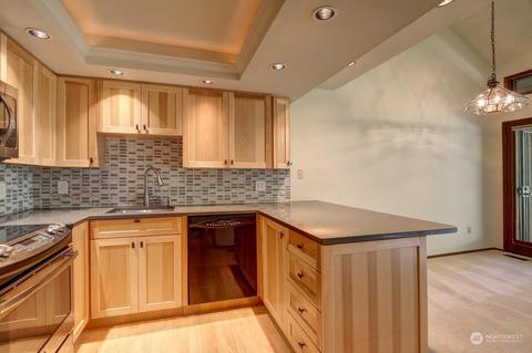 8419 Main St #4E, Edmonds, WA 98026 photo 4