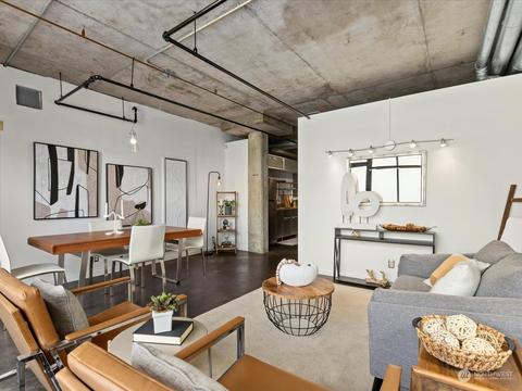 66 Bell St #4, Seattle, WA 98121