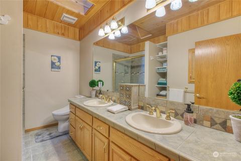 8002 252nd St E, Graham, WA 98338 photo 16
