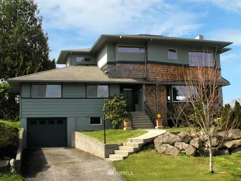 422 Park Pl, Everett, WA 98203 photo 1