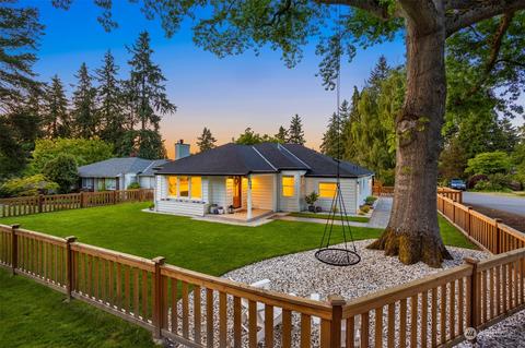 900 20th Ave W, Kirkland, WA 98033