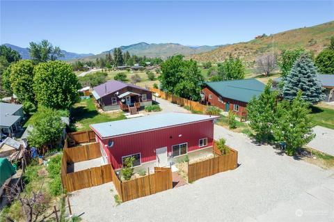 410 Kenison St #A&B, Winthrop, WA 98862