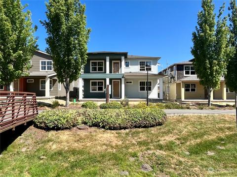 498 SW 100th St #33, Seattle, WA 98106