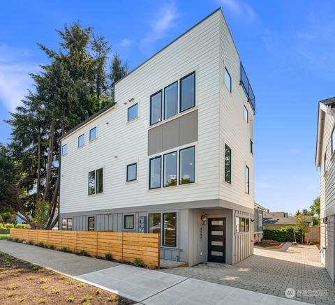 2505 NW 70th St, Seattle, WA 98117