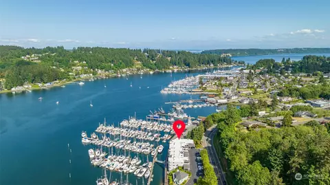 3889 Harborview Dr #F-206, Gig Harbor, WA 98332