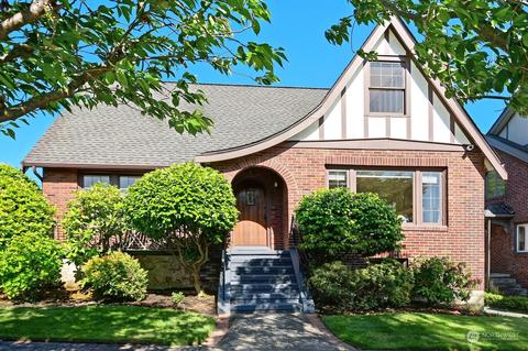 1618 30th Ave W, Seattle, WA 98199