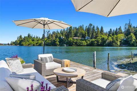 15745 Point Monroe Dr NE, Bainbridge Island, WA 98110