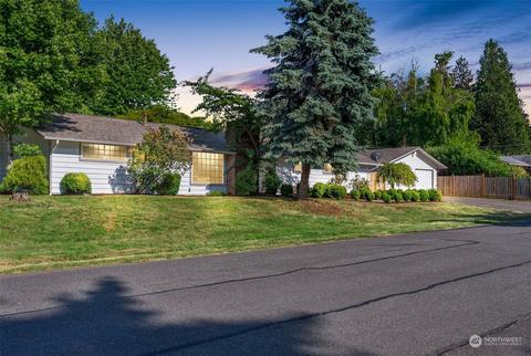606 Crest Ave, Kent, WA 98030