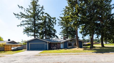 685 SW 2nd Ave, Oak Harbor, WA 98277