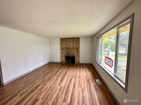 19418 Crescent Dr E, Spanaway, WA 98387 photo 3