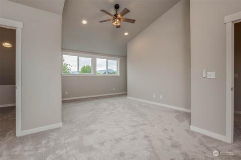 1175 Pioneer St, Enumclaw, WA 98022 photo 16