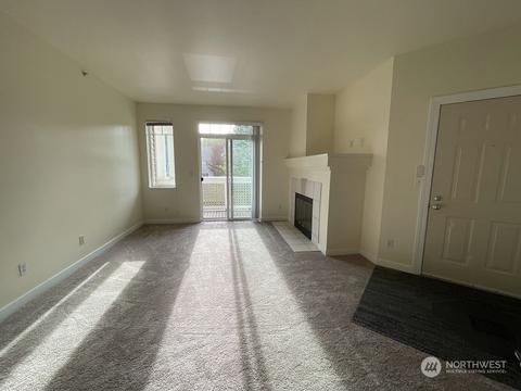 15300 112th Ave NE #C204, Bothell, WA 98011 photo 2