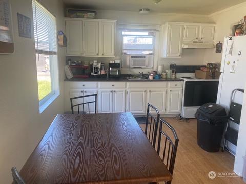 1128 16th Ave, Longview, WA 98632 photo 7