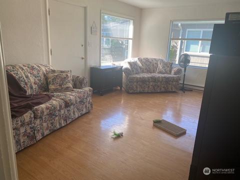 1128 16th Ave, Longview, WA 98632 photo 3