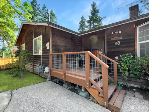 30646 28th Ave S, Federal Way, WA 98003
