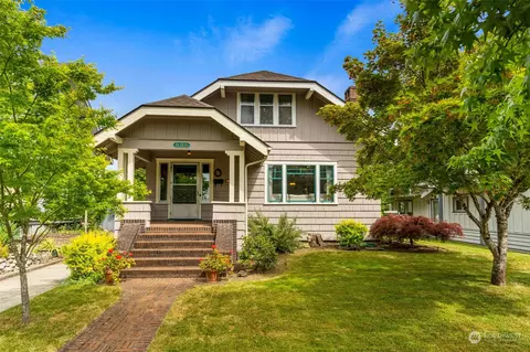 806 H St, Centralia, WA 98531