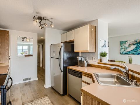 2605 Rucker Ave #101, Everett, WA 98201 photo 7