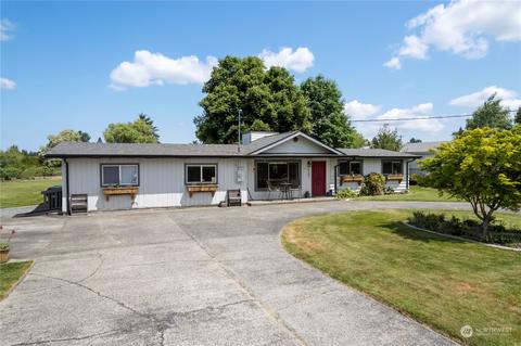 3707 132nd St E, Tacoma, WA 98446