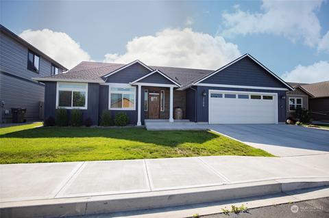 1706 Brambling Brae Ln, Wenatchee, WA 98801