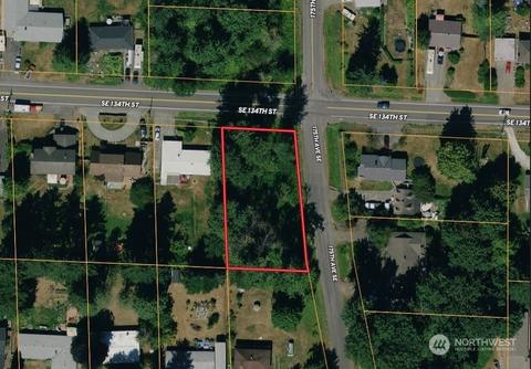 173 SE 134th St, Renton, WA 98059