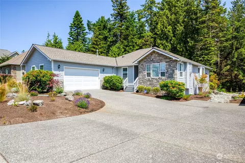 2513 Washington Blvd, Anacortes, WA 98221