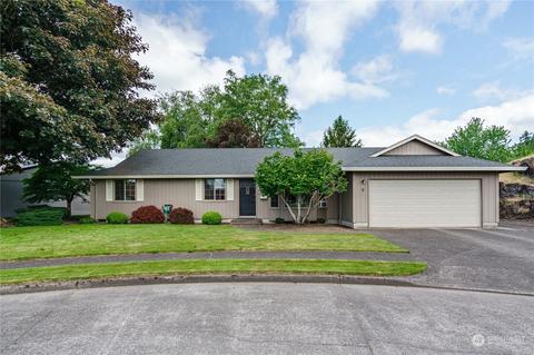 9 Northlake Pl, Longview, WA 98632