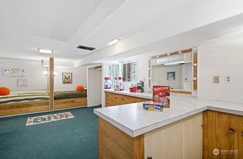 504 N 65th St, Seattle, WA 98103 photo 28
