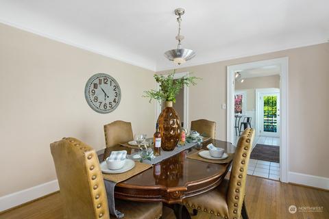 504 N 65th St, Seattle, WA 98103 photo 14