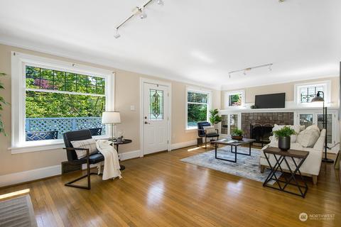 504 N 65th St, Seattle, WA 98103 photo 7