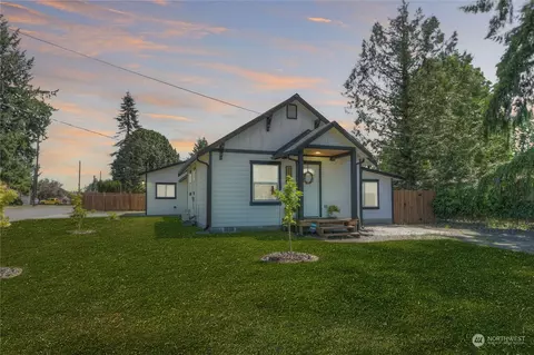 1621 W Young St, Elma, WA 98541