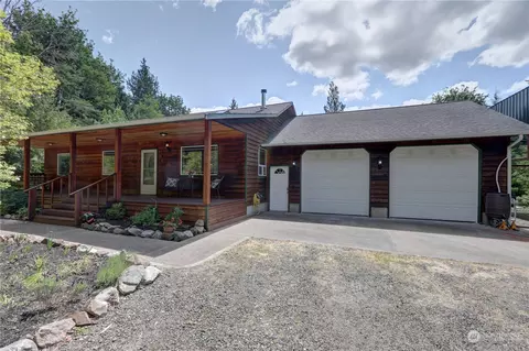 984 W Lost Lake Rd, Shelton, WA 98584