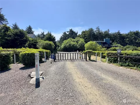 0 Koala Ln, Pacific Beach, WA 98571