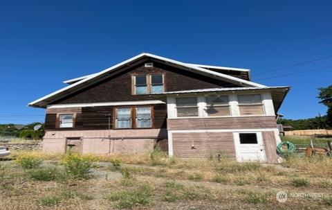 739 NW 7th Ave S, Okanogan, WA 98840