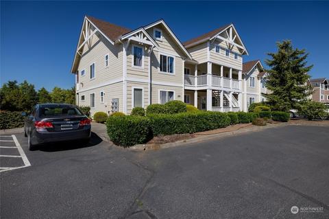 236 W Maberry Dr #203, Lynden, WA 98264