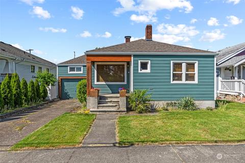 203 Crawford St, Kelso, WA 98626