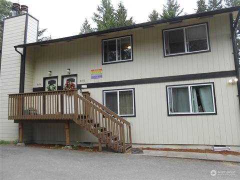 9195 Shadowcrest Ln NW, Bremerton, WA 98311