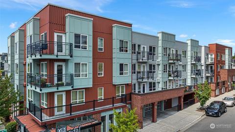 424 N 85th St #412, Seattle, WA 98103