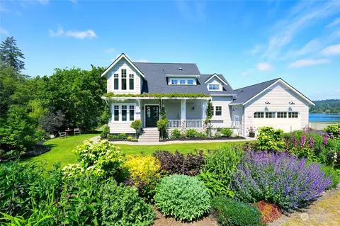 5663 S Campbell Lake Rd, Anacortes, WA 98221
