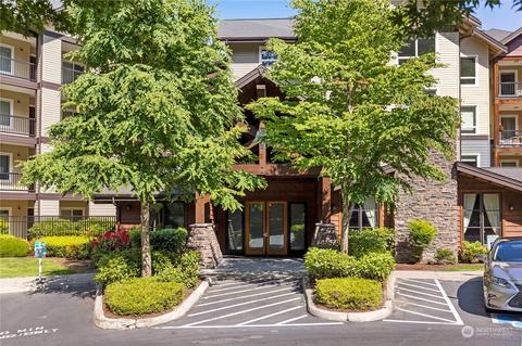 18707 SE Newport Way #303, Issaquah, WA 98027