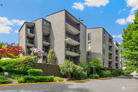 6479 137th Ave NE #361, Redmond, WA 98052