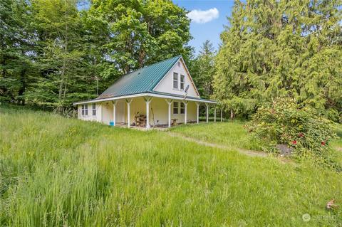 32513 E Webster Rd, Eatonville, WA 98328