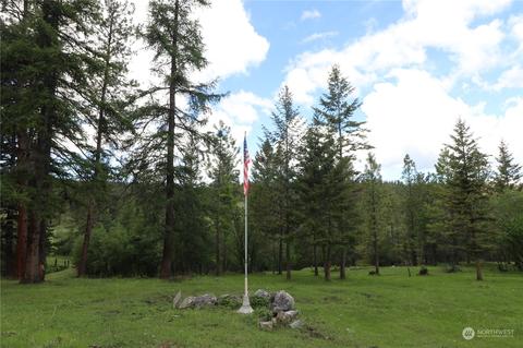 217 Patterson Creek Rd, Tonasket, WA 98855