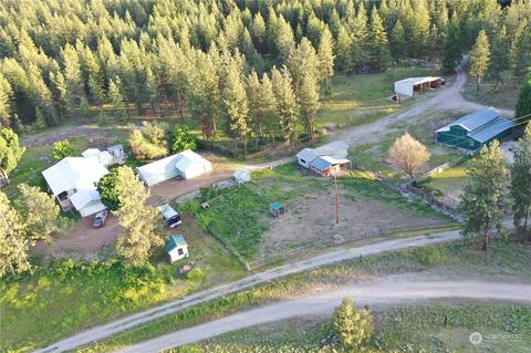 454 Aeneas Valley Rd, Tonasket, WA 98855
