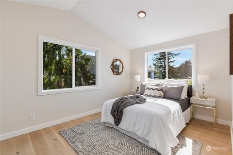205 N 90th St, Seattle, WA 98103 photo 9